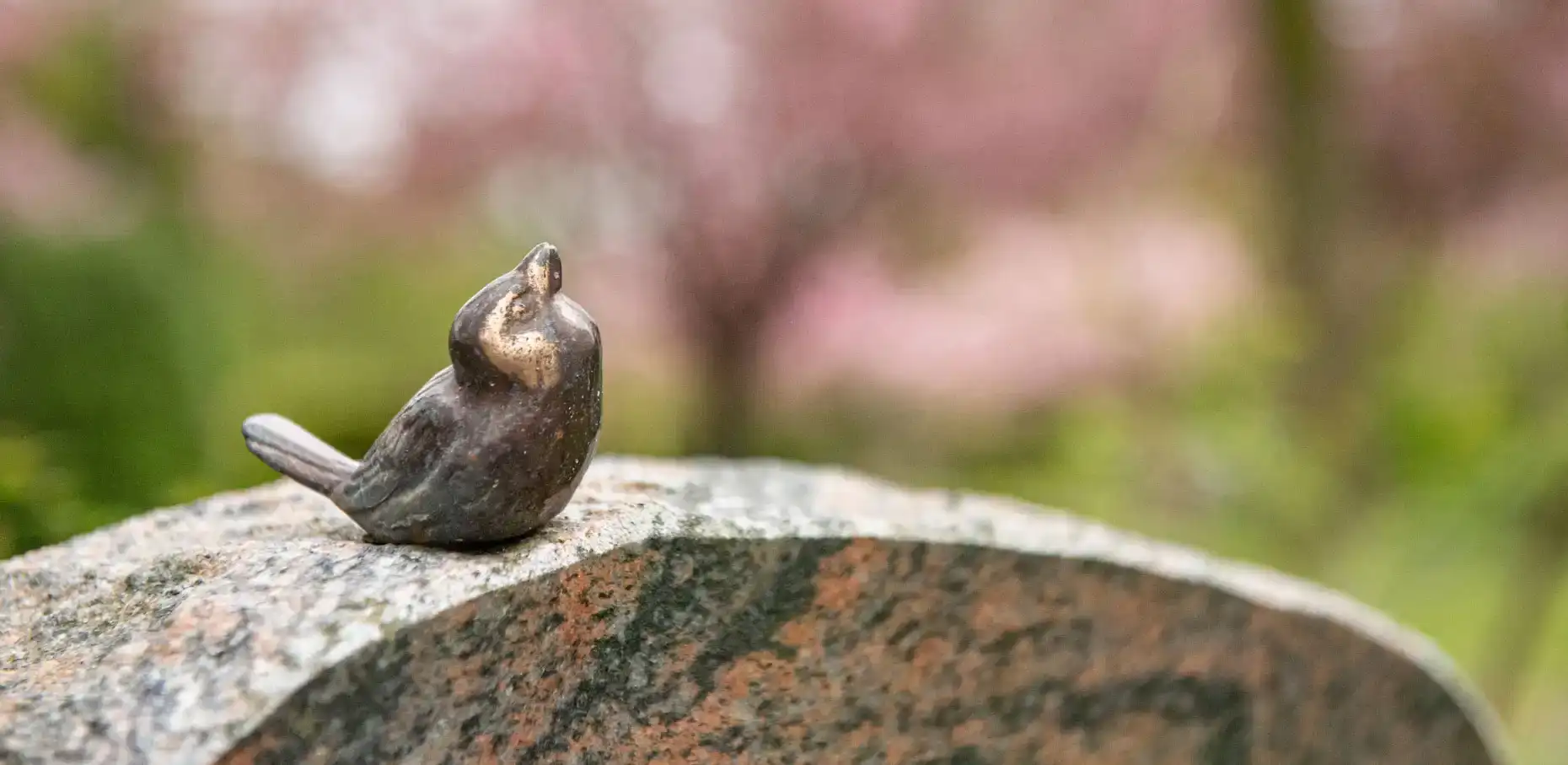 Erdbestattung in Flensburg - Würdevoll und traditionell